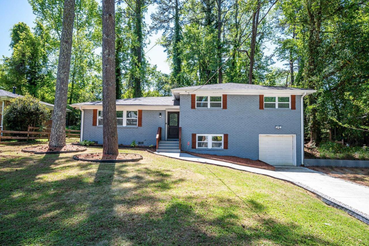 New Spacious Decatur Oasis W Fire Pit, Mins To Atl Экстерьер фото